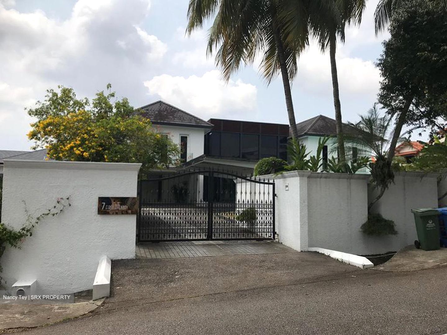 First Avenue (D10), Detached #566749991
